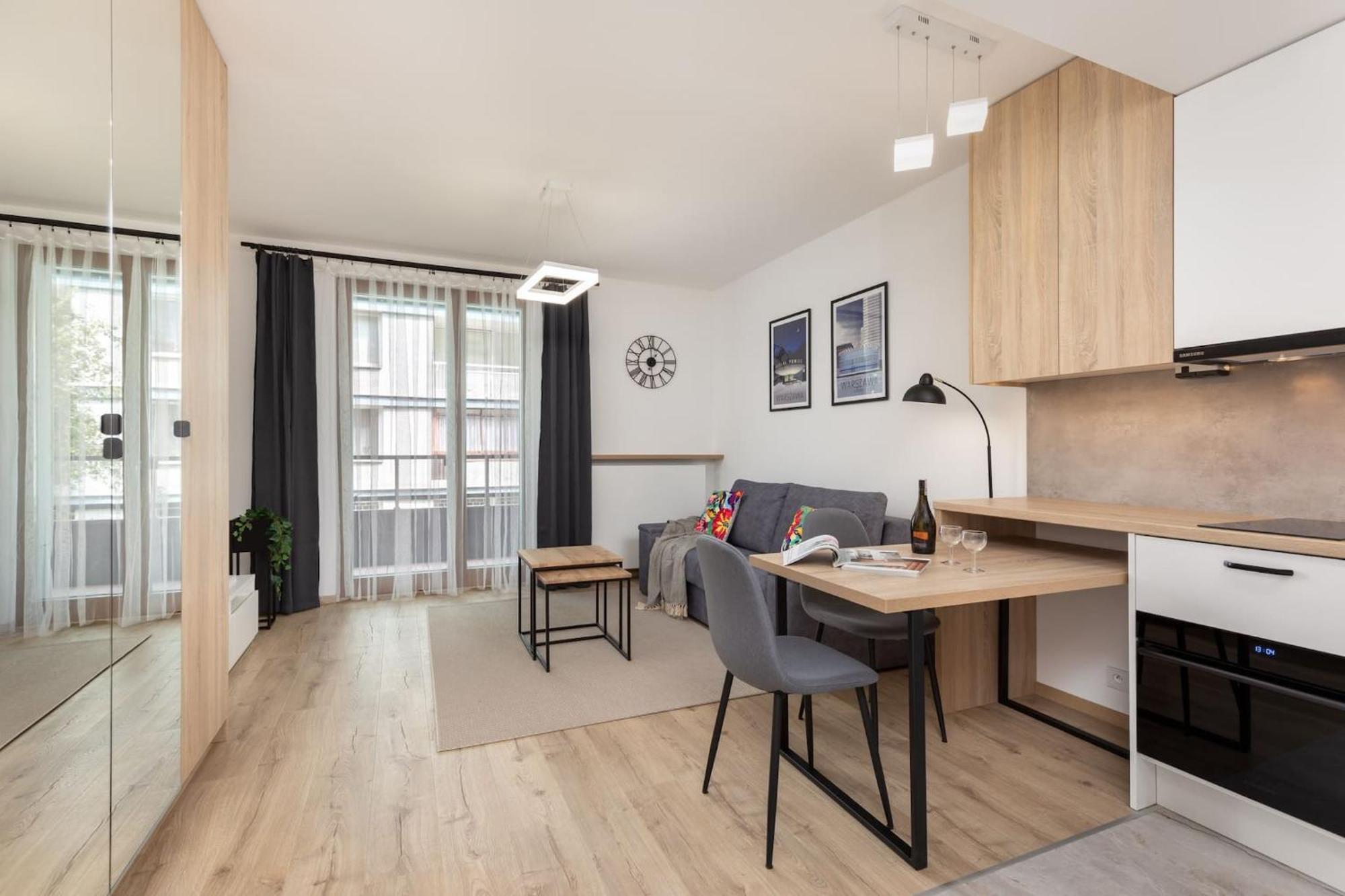 Aleja Solidarnosci 60b By Renters Warschau